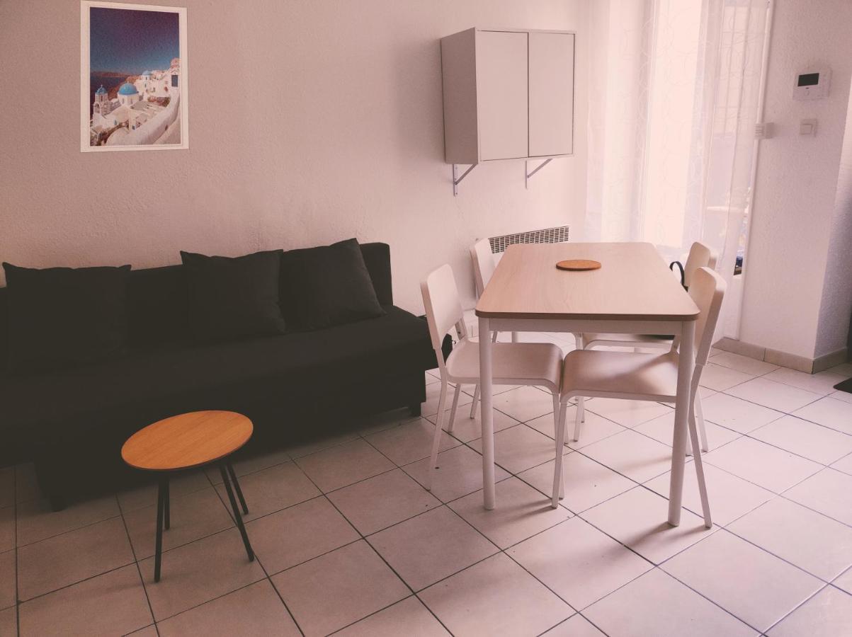 Appartement Cosy En Centre Centre-Ville . . . Nimes Exterior photo