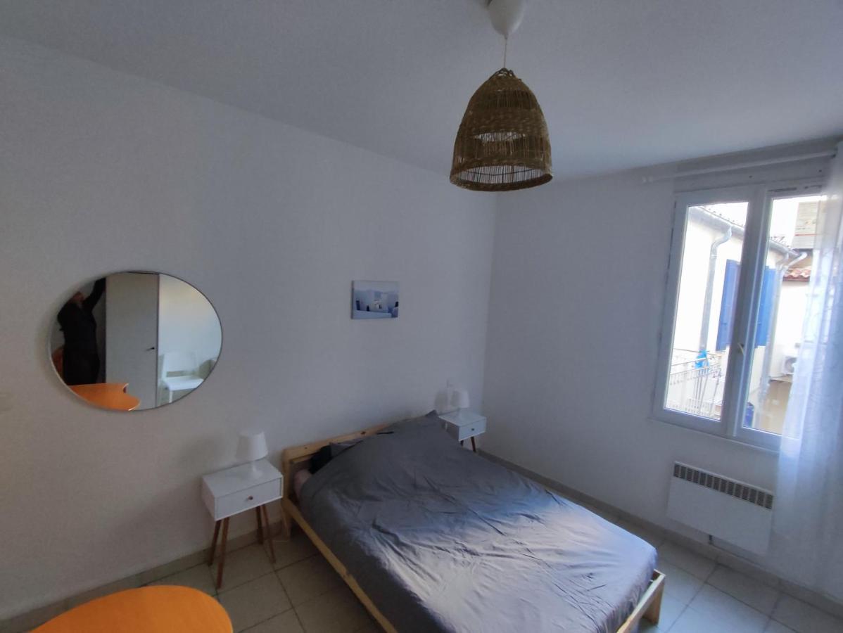 Appartement Cosy En Centre Centre-Ville . . . Nimes Exterior photo